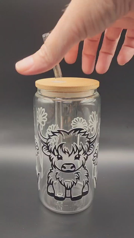 🐮 Highland Cow Black with Flowers – 16oz Glass Cup with Glass Straw & Bamboo Lid